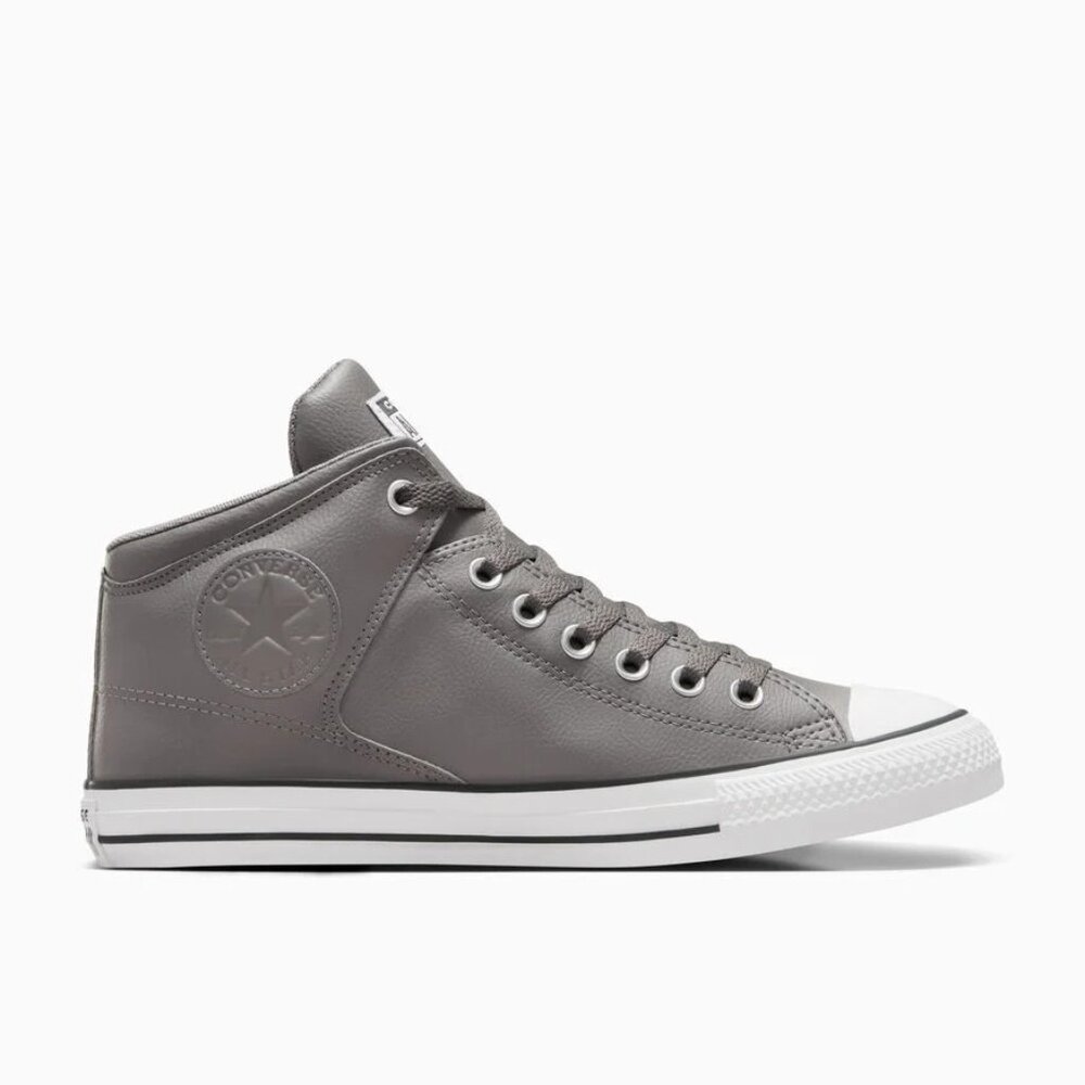 Chuck Taylor All Star High Street Faux-Leather size men's10/women's12